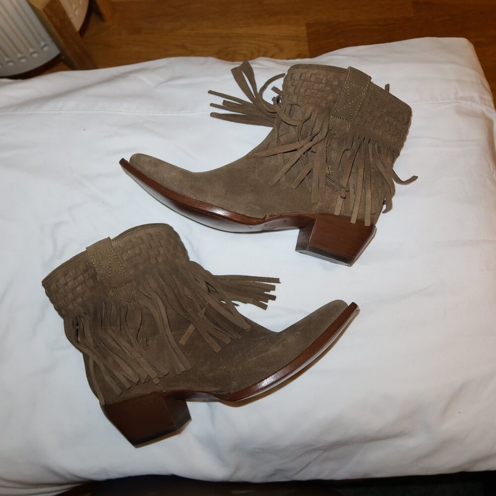 FRYE BOOTIES [SIZE 9] | Olive Green | *NEW w/o tags*